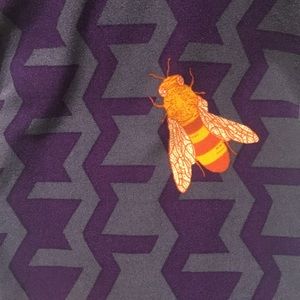Lularoe OS Purple Bee Leggings
